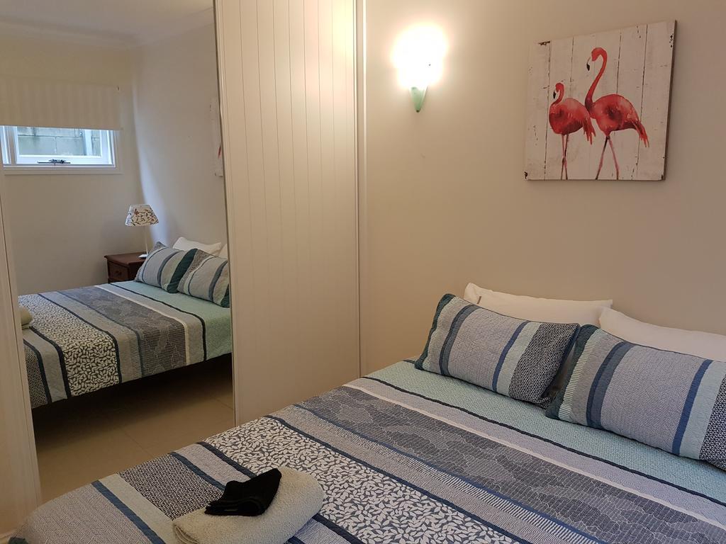 בריסביין Modern 3 Bedroom Apartment In Traditional Queenslander , Patio, Leafy Yard, Pool מראה חיצוני תמונה